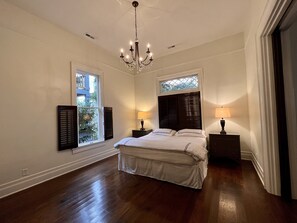 3 Schlafzimmer, Bügeleisen/Bügelbrett, Reisekinderbett, kostenloses WLAN