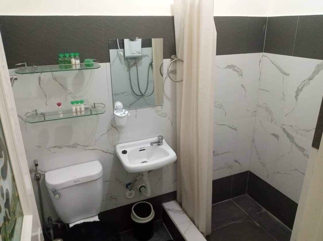 Bruser, bidet, håndklæder, Sæbe