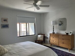 2 Schlafzimmer, Schreibtisch, Bügeleisen/Bügelbrett, kostenloses WLAN