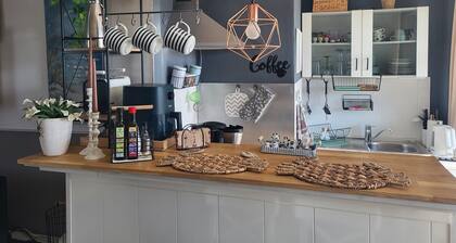 Holiday Apartment 'Ferien zwischen den Meeren' with Terraces & Wi-Fi