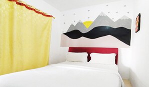 Cubrecamas, escritorio y cortinas blackout 