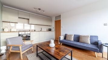 Apartment | Private kitchen | Dishwasher, coffee/tea maker, electric kettle, highchair