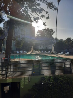 Piscine extérieure