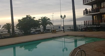 Nice Condo in the beach and close to everything