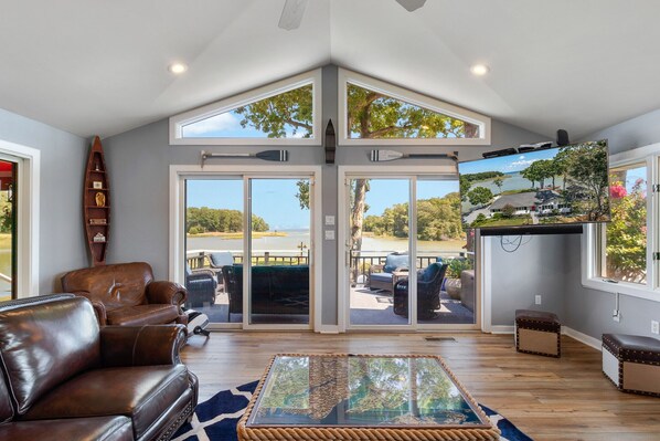 Smart TV, fireplace, video games, DVD player