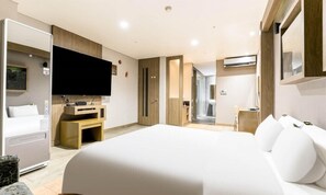 Premium Double Room | Individually decorated, individually furnished, free WiFi, bed sheets - Bobos Hotel (Hwaseong)