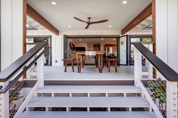 تناول الطعام بالخارج