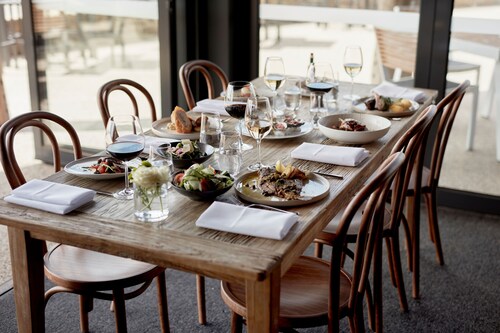 Accommodation at Curlewis