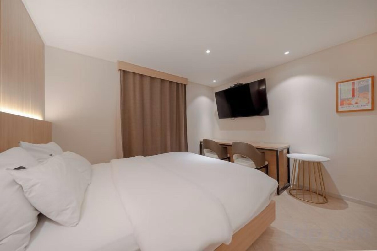 Wifi gratis, decoración individual, mobiliario individual y ropa de cama