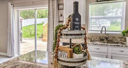 Spacious Estate Home,Near Beaches, Springs & Tampa