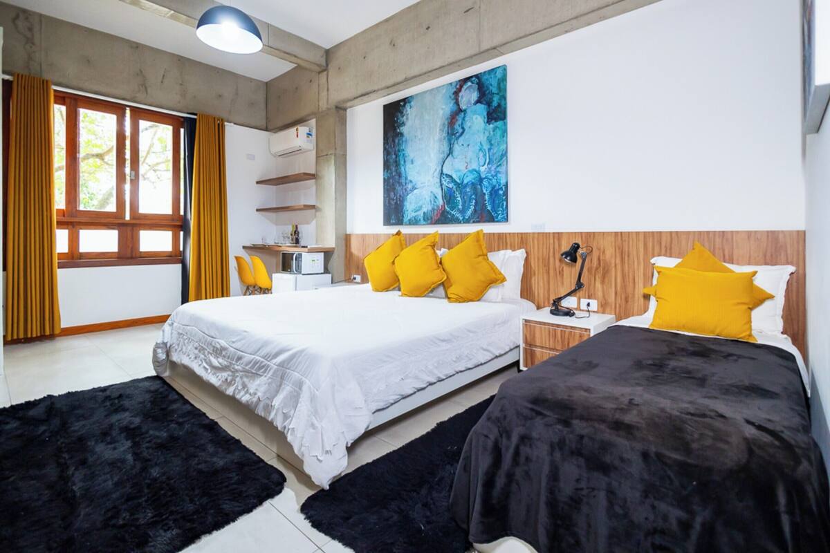 ห้องซูพีเรียทริปเปิล | มินิบาร์, โต๊ะทำงาน, Wi-Fi ฟรี, ผ้าปูที่นอน