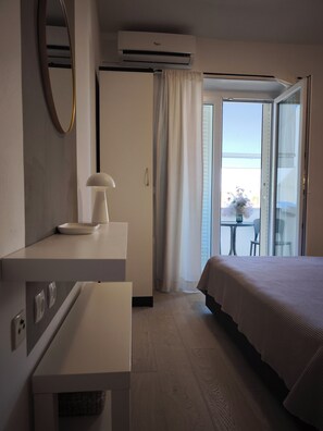 2 chambres, fer et planche à repasser, accès au Wi-Fi (inclus)