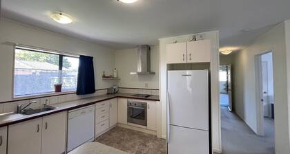Perfect for Large group-Near Redwood Forest