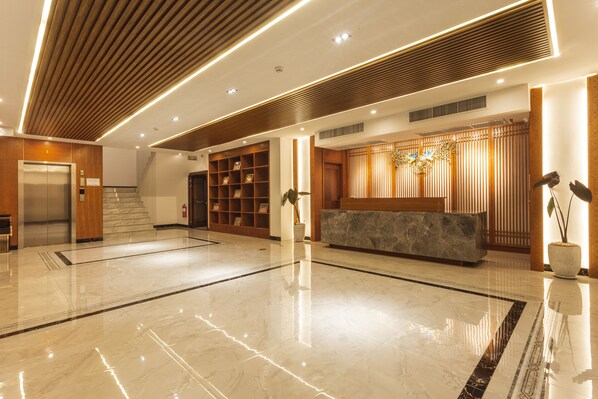 Lobby - Thapae Twins Hotel (Chiang Mai)