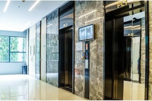 Interior - Bunny Home - Spacious Nest 5 mins walk to Bui Vien (Ho Chi Minh City)