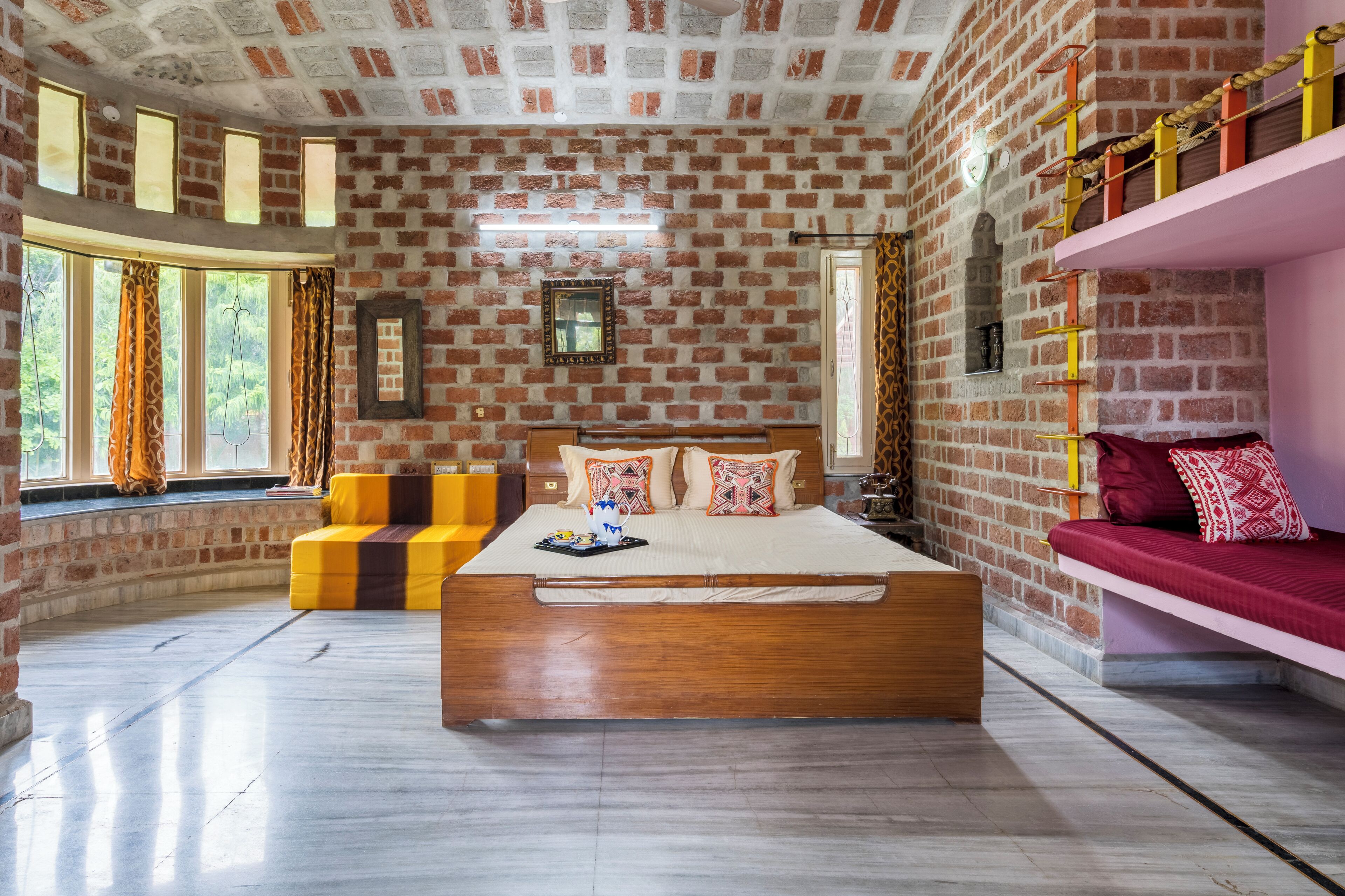 3 bedrooms, WiFi, bed sheets