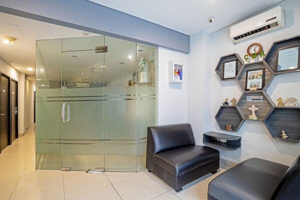 Reception - City Biz Residence (Jakarta)