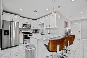 House | 3 bedrooms - The Perfect Get Away - Walk to Wilton Drive (Wilton Manors)