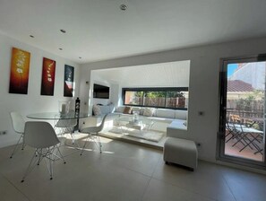 Smart-tv, stereoanlæg