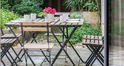 Jolie maison de ville centre Chinon 6 p. + jardin