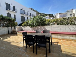 Outdoor dining - DARSENA WITH TERRACE (Estartit)