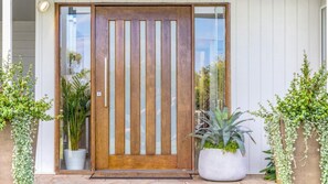 Exterior detail - Binalong House by HolidayCo. (KILLCARE HEIGHTS)