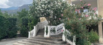 Large air-conditioned apartment with private courtyard