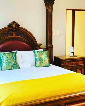 5 bedrooms, WiFi, bed sheets