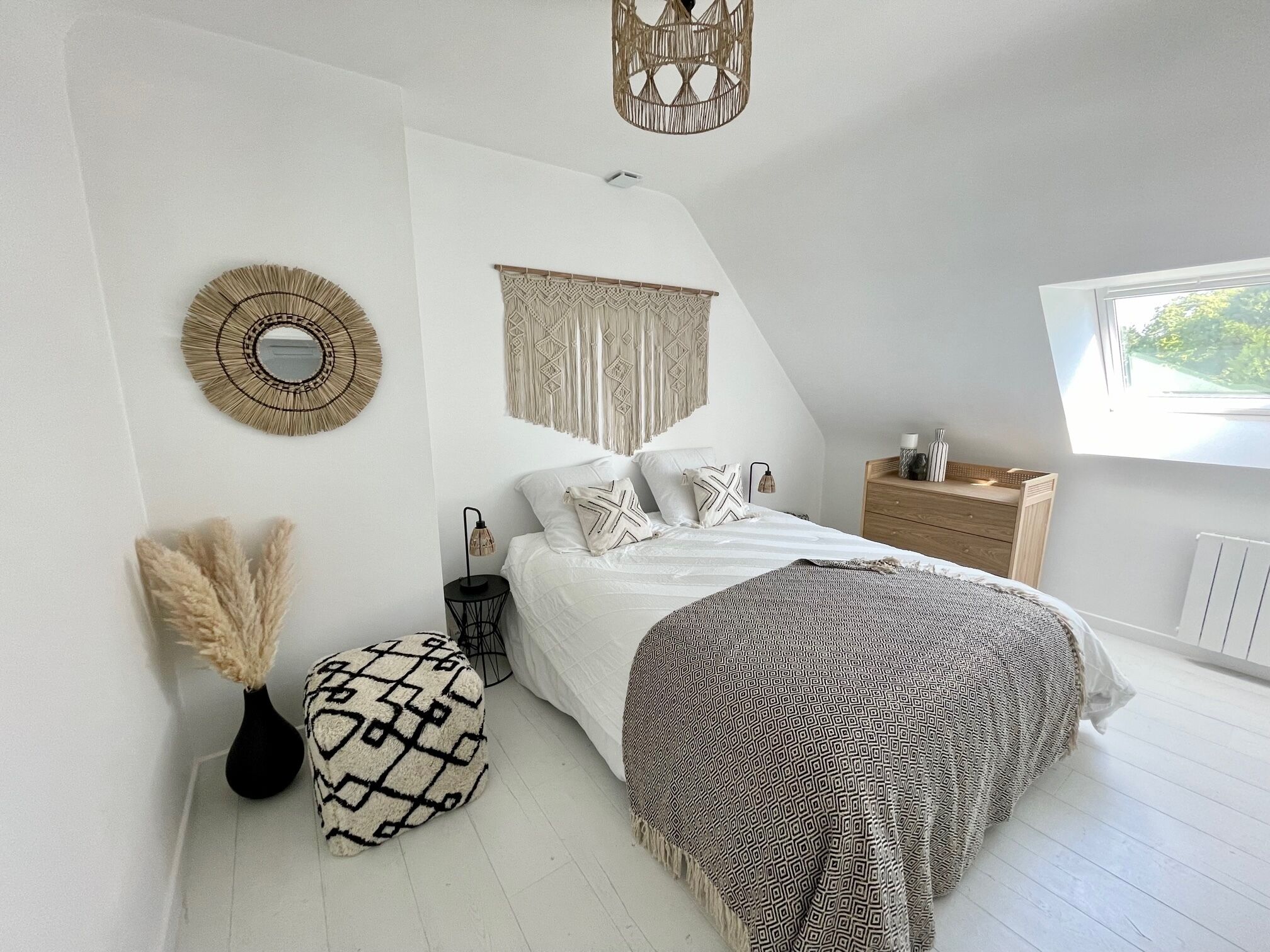 4 chambres, fer et planche à repasser, lit parapluie, Wi-Fi gratuit