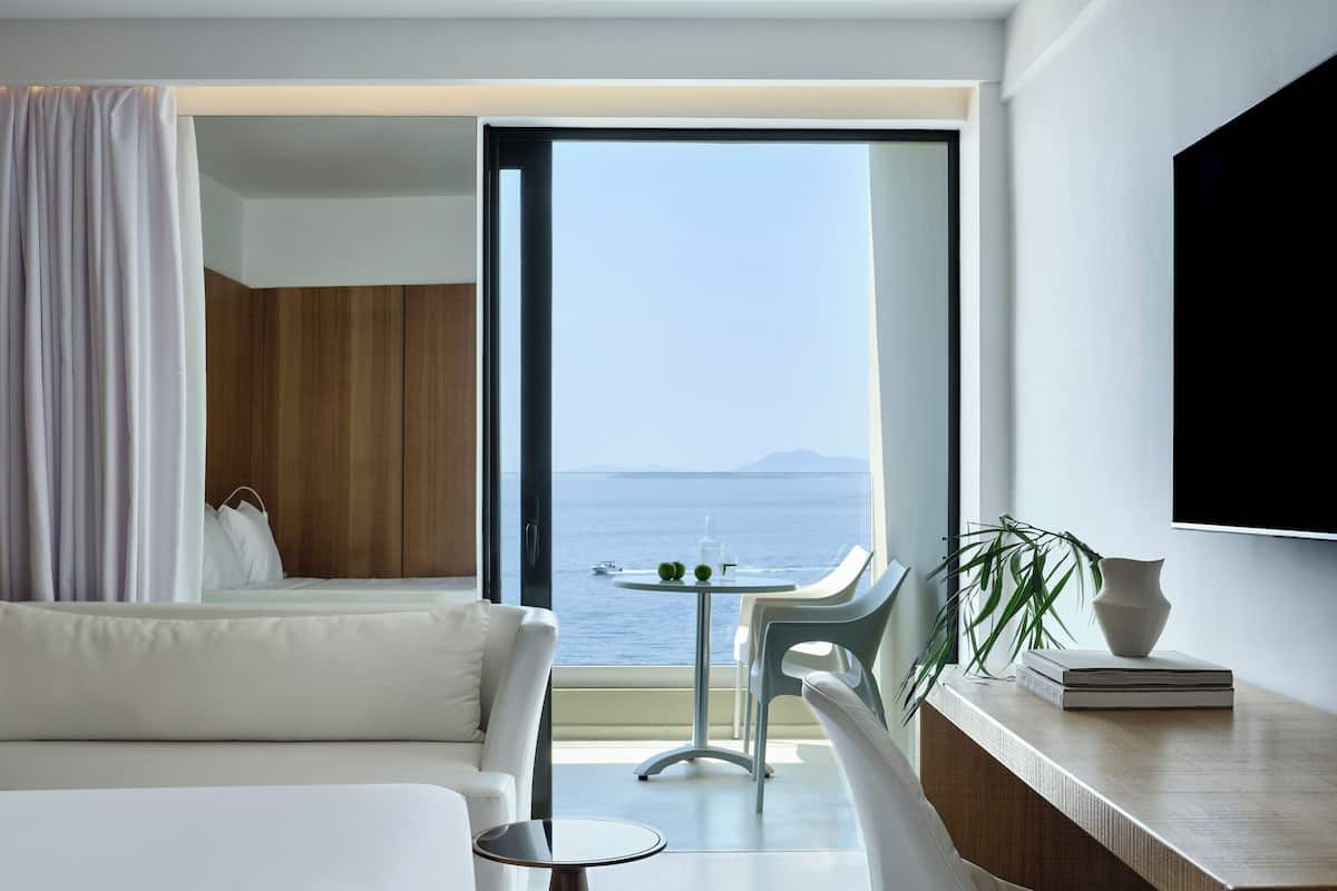 Double/Twin Room Sea View | 1 Schlafzimmer, kostenlose Minibar, Zimmersafe, Schreibtisch