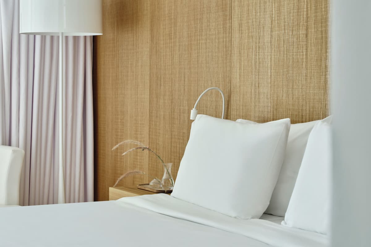 Double/Twin Room Sea View | 1 Schlafzimmer, kostenlose Minibar, Zimmersafe, Schreibtisch