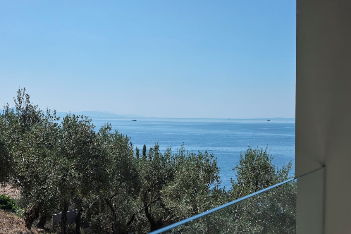 Deluxe Double/Twin Room Side Sea View | Strand-/Meerblick