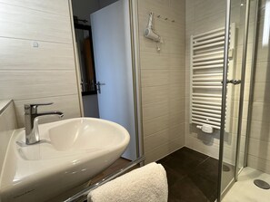 Shower - Traumhafter Weitblick Über die Ostsee! (Dahme)