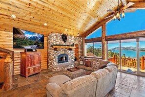 TV, fireplace, DVD player, table tennis