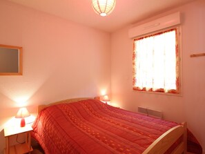 2 bedrooms, free WiFi - 2-bedroom with terrace, 2 parkings in Mont-Dore (Mont-Dore)