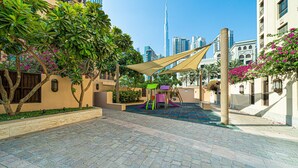 Children’s play area – outdoor