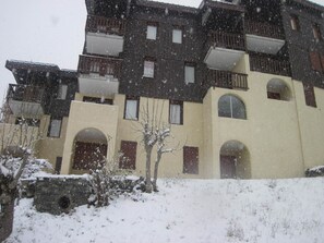 Exterior - Functional studio at the foot of the slopes with south-facing terrace (La Plagne Montchavin Les Coches)