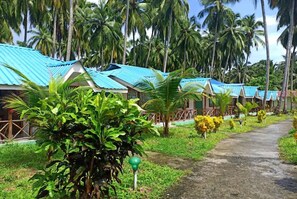 Garden view - Honey Moon Beach Resort (Port Blair)
