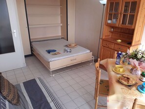 Room - Studio 2 people with pool in Fréjus (Fréjus)