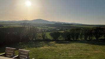 Cottage | Outdoor dining