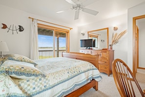 4 bedrooms, iron/ironing board, free WiFi, bed sheets - Windscape Soundfront in Frisco Incredible Views 400ft to Beach Access! (Frisco)