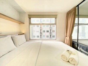 Décoration personnalisée, ameublement personnalisé, draps fournis