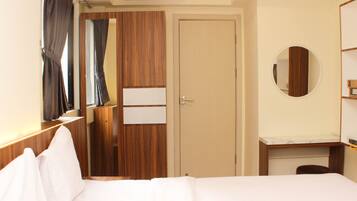 Apartment, 2 Bedrooms | Individually decorated, individually furnished