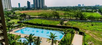 Nice And Fancy Studio Room At Sky House Bsd Apartment