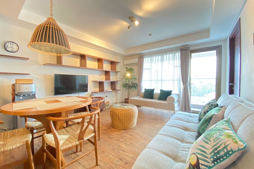 Spacious 2Br Apartment Tamansari Tera Residence