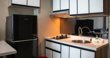 Elegant And Comfy 2Br Apartment At Springhill Terrace Residence