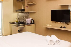 Apartment, 3 Bedrooms | Individually decorated, individually furnished - Comfy And Best Location Studio Room At Bassura City Apartment (Jakarta)