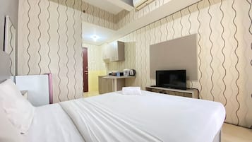 Apartment, 1 Bedroom | Individually decorated, individually furnished