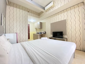 Apartment, 1 Bedroom | Individually decorated, individually furnished