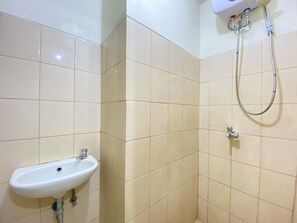 Apartment, 1 Schlafzimmer | Badezimmer | Dusche, kostenlose Toilettenartikel, Handtücher
